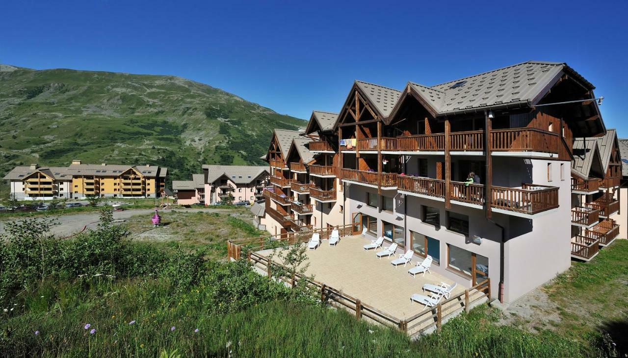 Les Hauts De 瓦尔梅尼耶 外观 照片